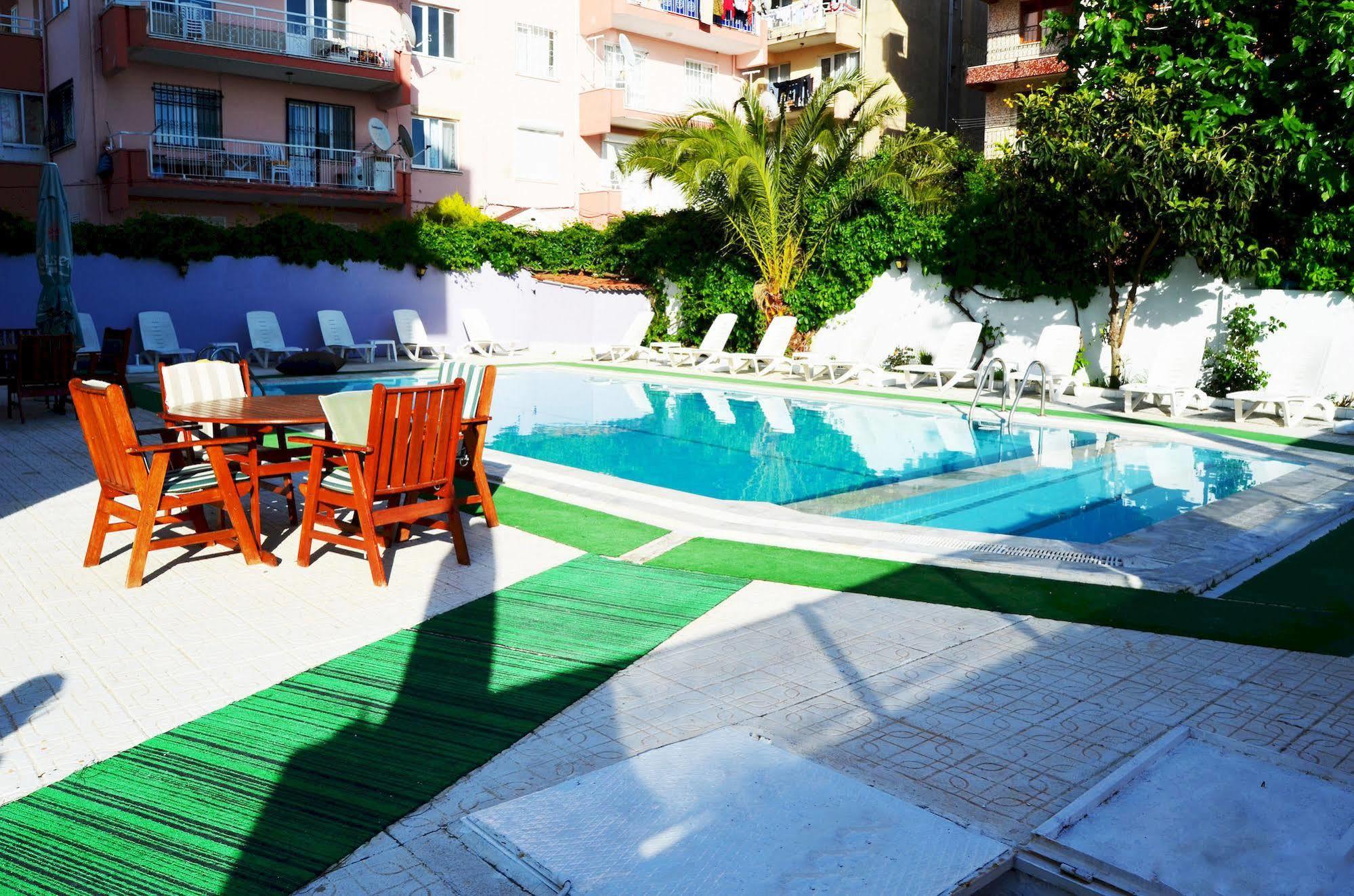 Ayda Hotel Kusadasi Exterior photo